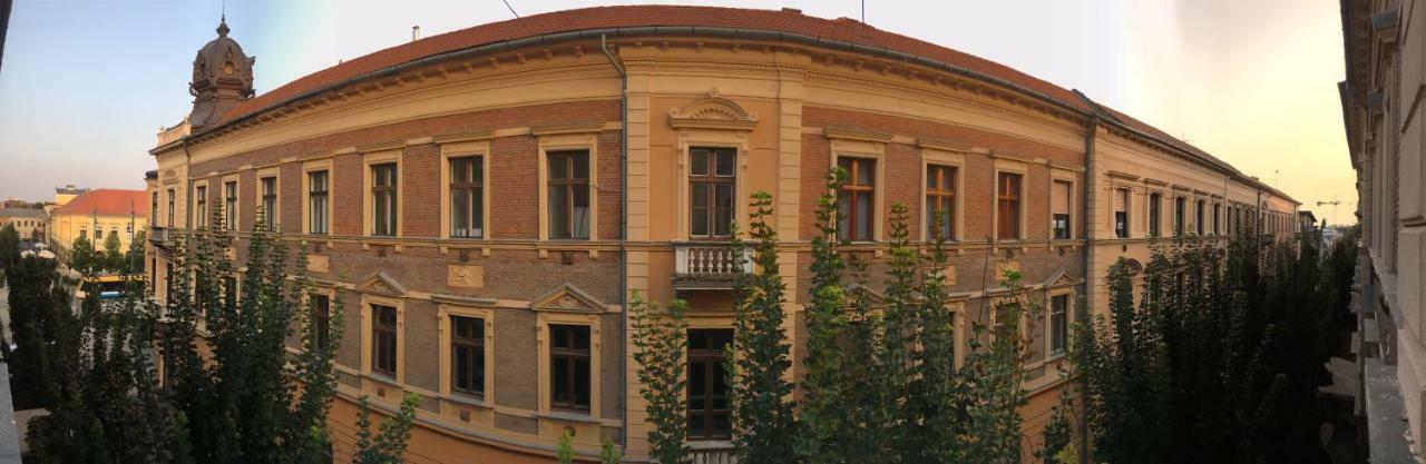 Goodmood Apartment Debrecen Eksteriør bilde